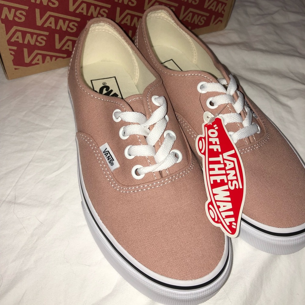 Mahogany Rose/ True White Vans